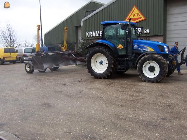 Tractor Newholland 135pk